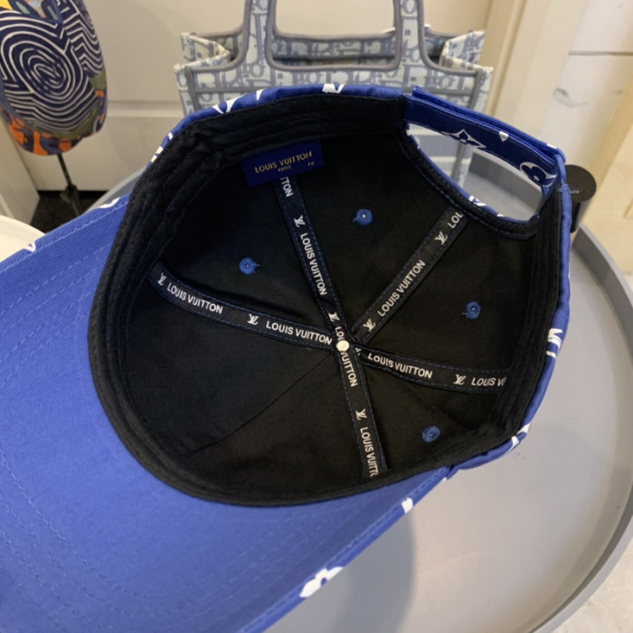 l1vv hat