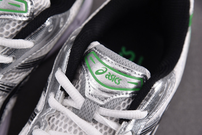 As*ic*s shoes