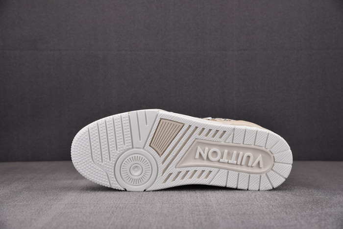 l1vv trainer