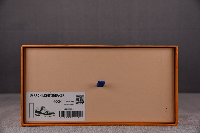 l1vv trainer