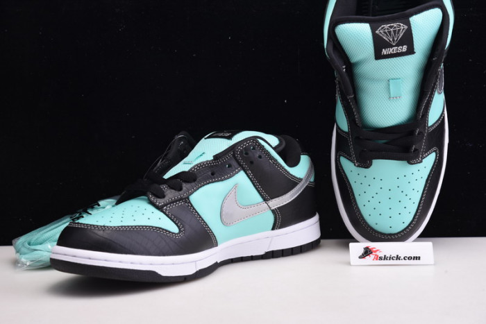 nike dunk sb low diamond S*pply co. "t*f*ny" 304292-402