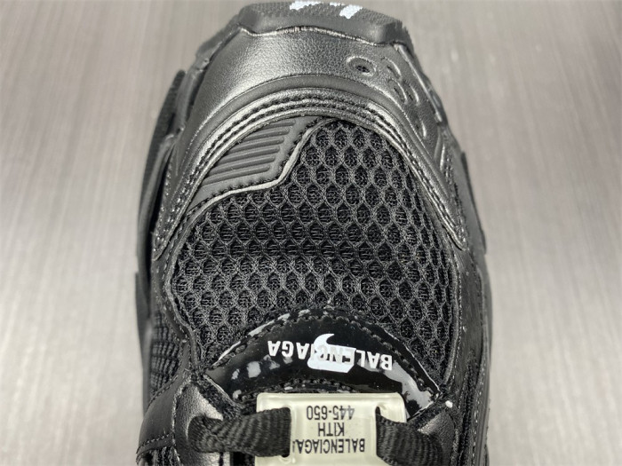 balen track runner monocolor kith black - 677403 w3ra9 1000