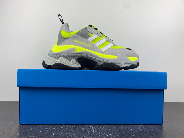 balen triple s grey green 712821 w2zb5 7512