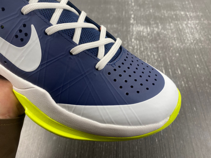 nike air zoom hyperattack 