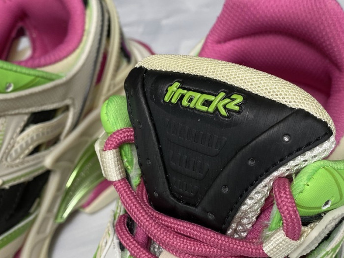 balen track trainers 2.0 pink green 565615 w2gn3 9534