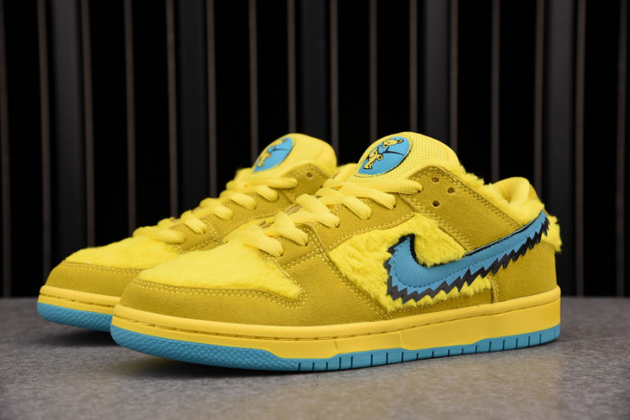 nike dunk low sb x grateful dead 