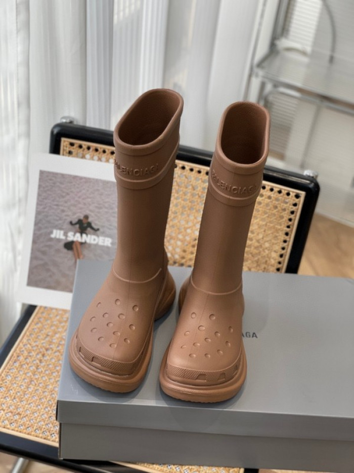 balen x crocs rubber rain boots-brown