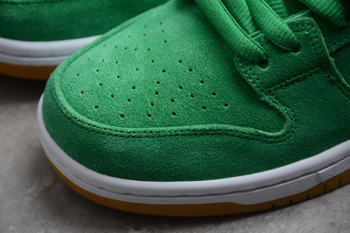 nike sb dunk low pro st. patrick