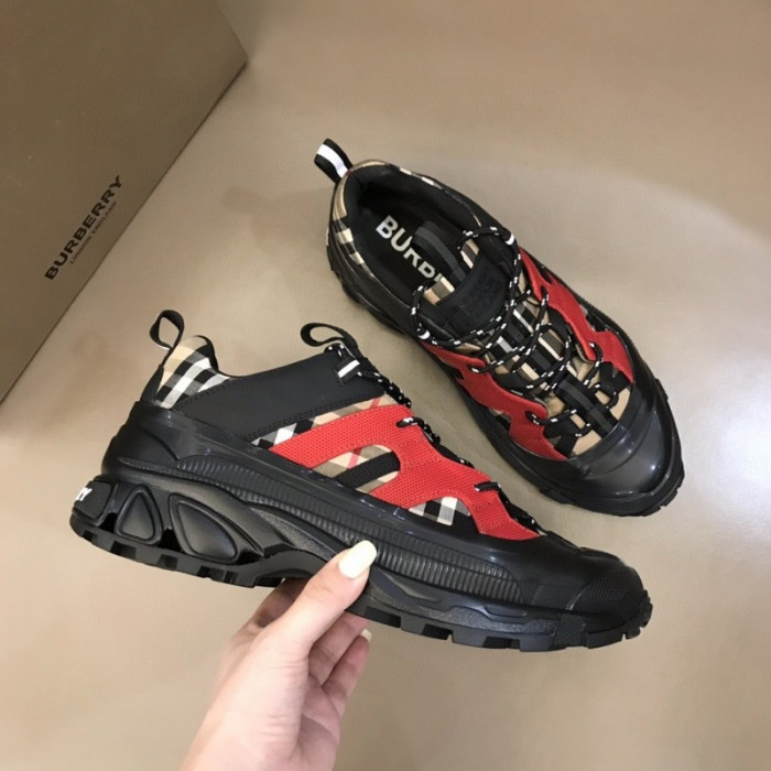 bur*berry sneakers
