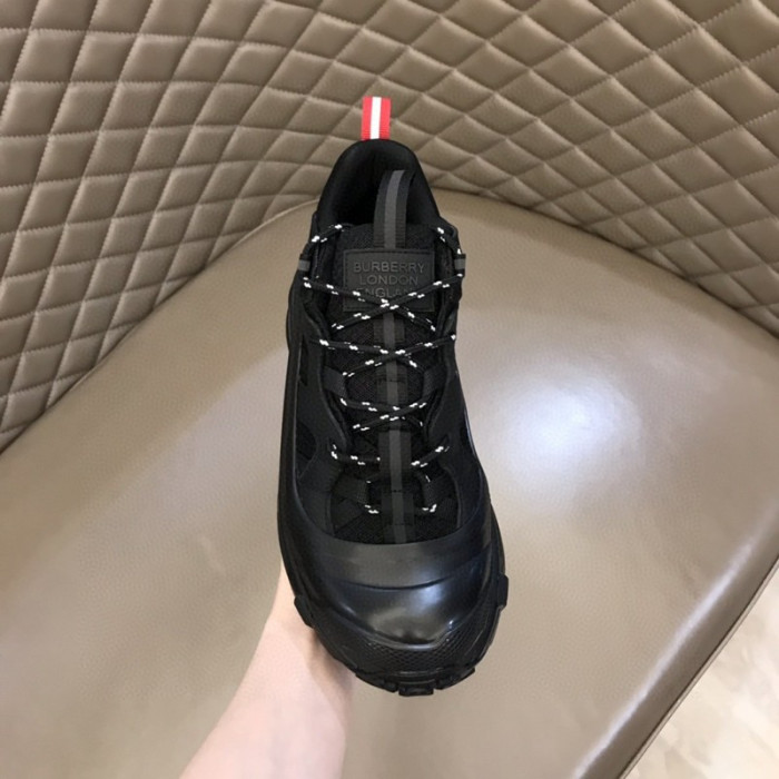 bur*berry sneakers