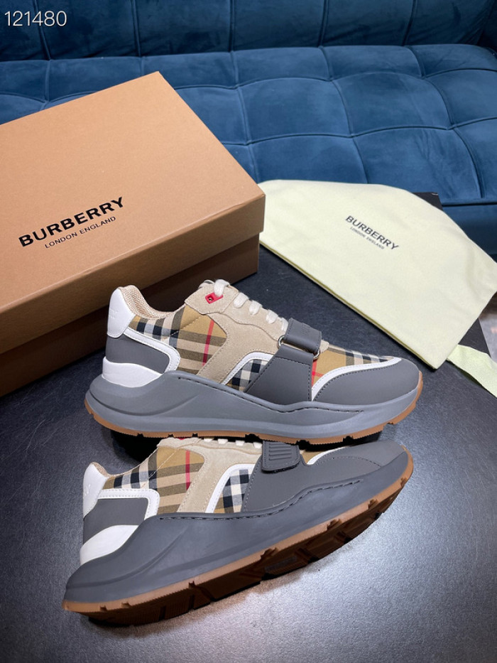 bur*berry sneakers