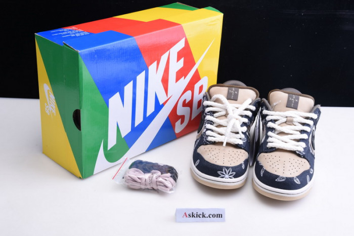 nike sb dunk low travis scott ct5053-001