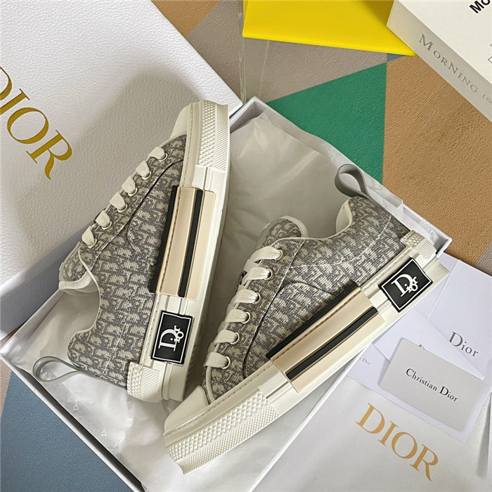 b23 oblique sneaker