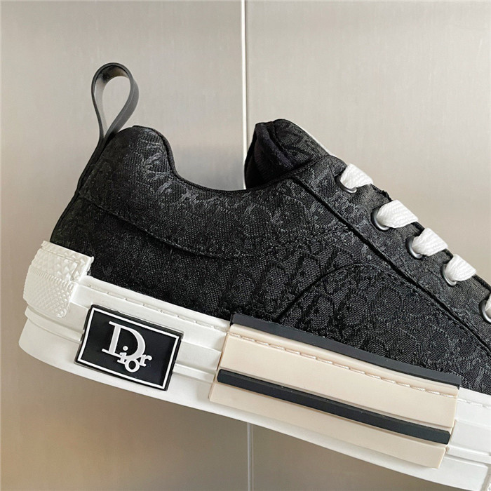 b23 oblique sneaker
