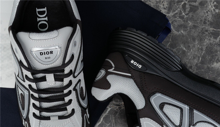 d1or b30 sneakers