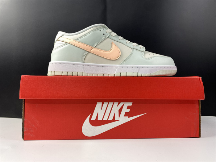 nike dunk low barely green (w) dd1503-104