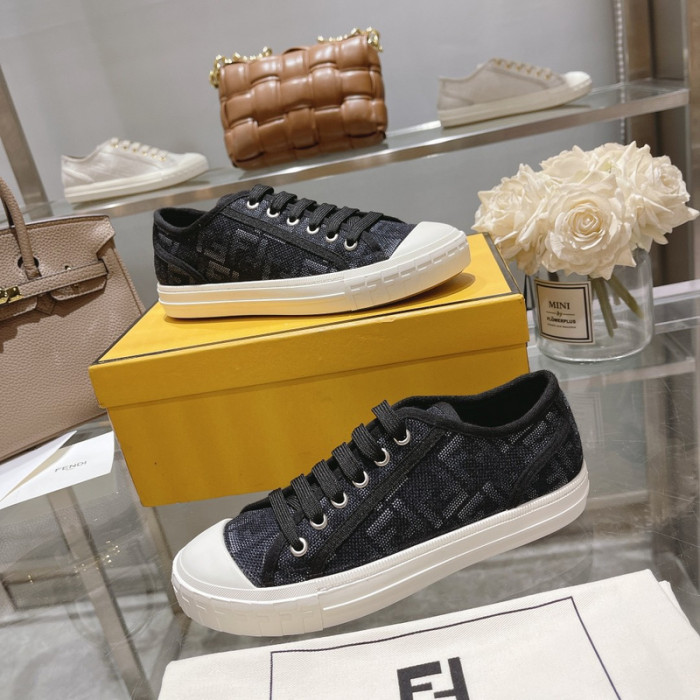 F**di shoes