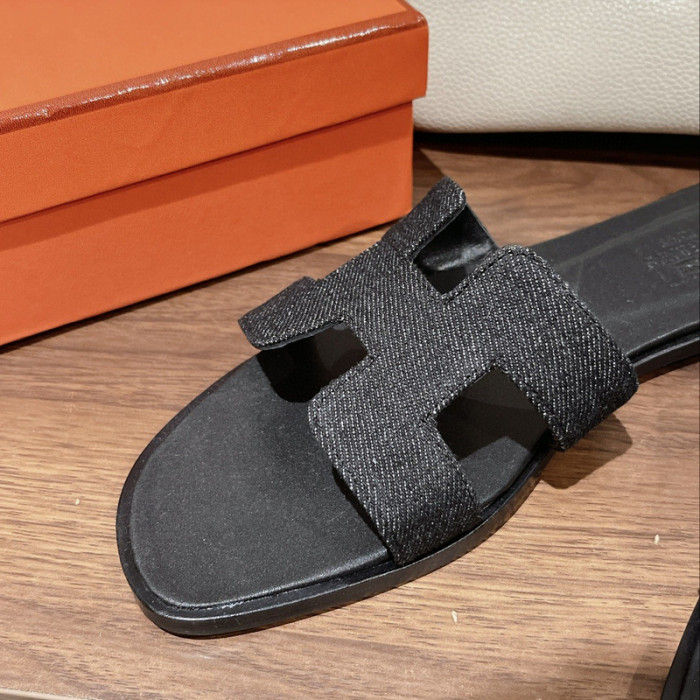 H**mes sandal