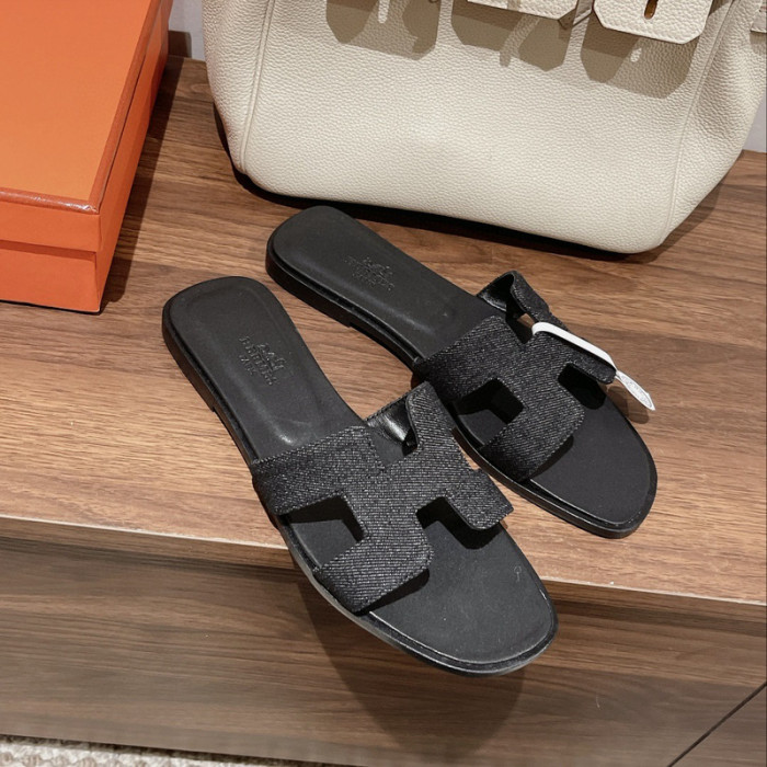H**mes sandal