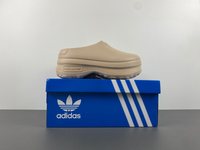 adifom stan mule ie7052