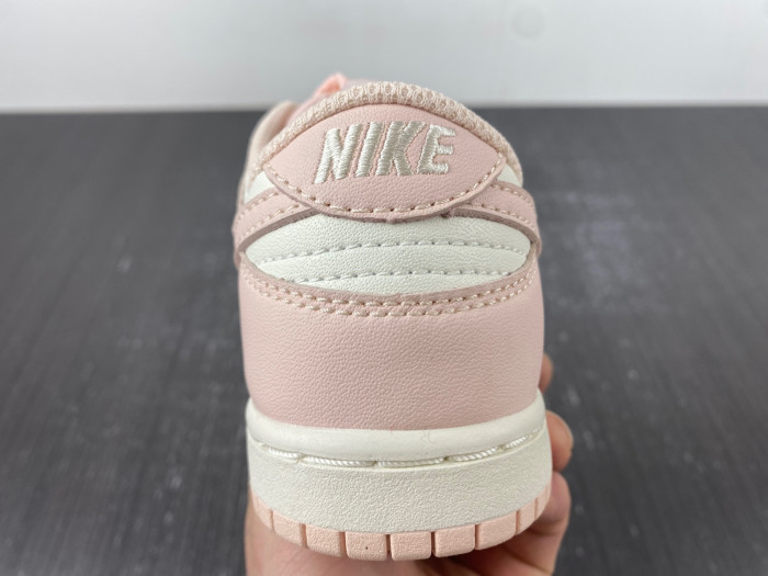 kids dunk shoes