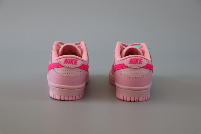 kids dunk shoes