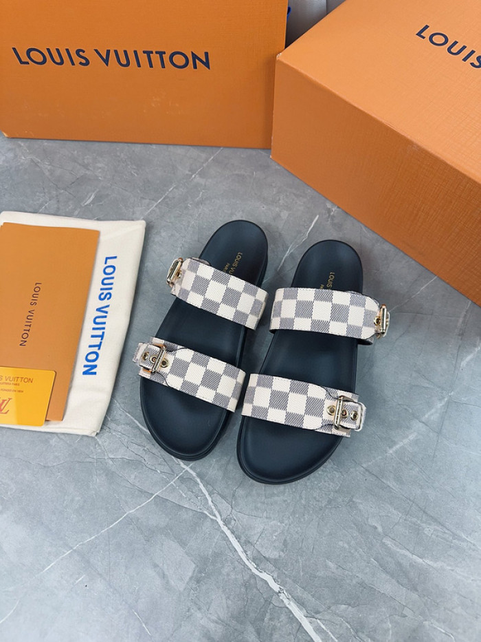 l1vv sandals