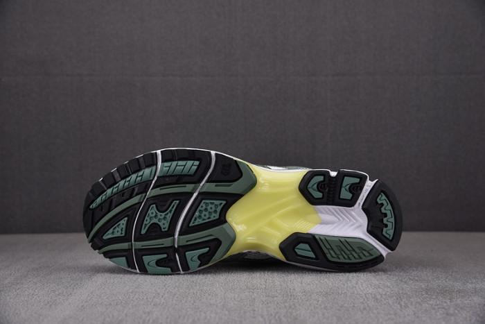 As*ic*s shoes